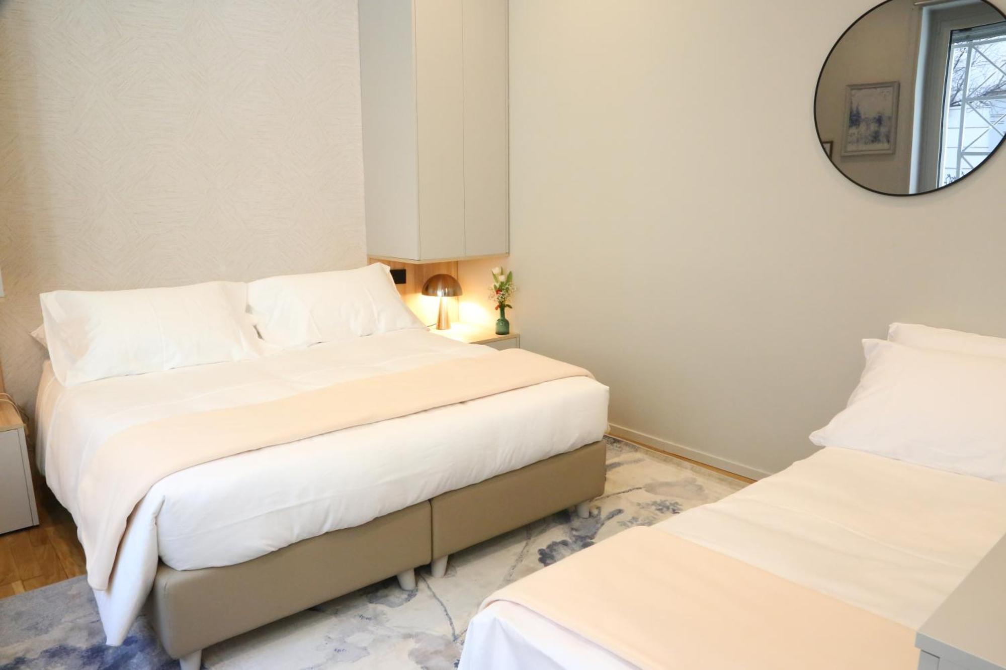 Meyland Suites Centro Milan Exterior photo