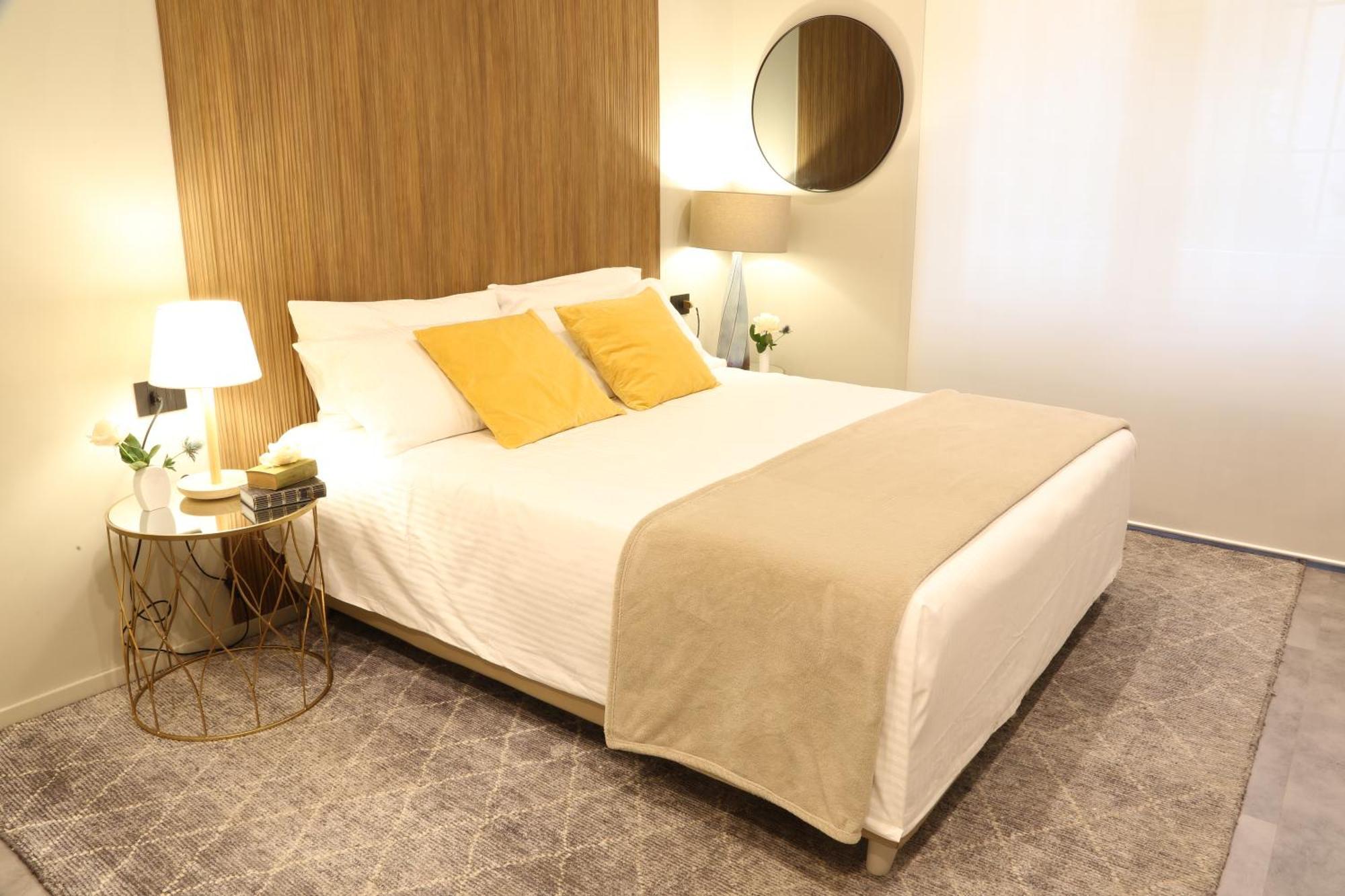 Meyland Suites Centro Milan Exterior photo